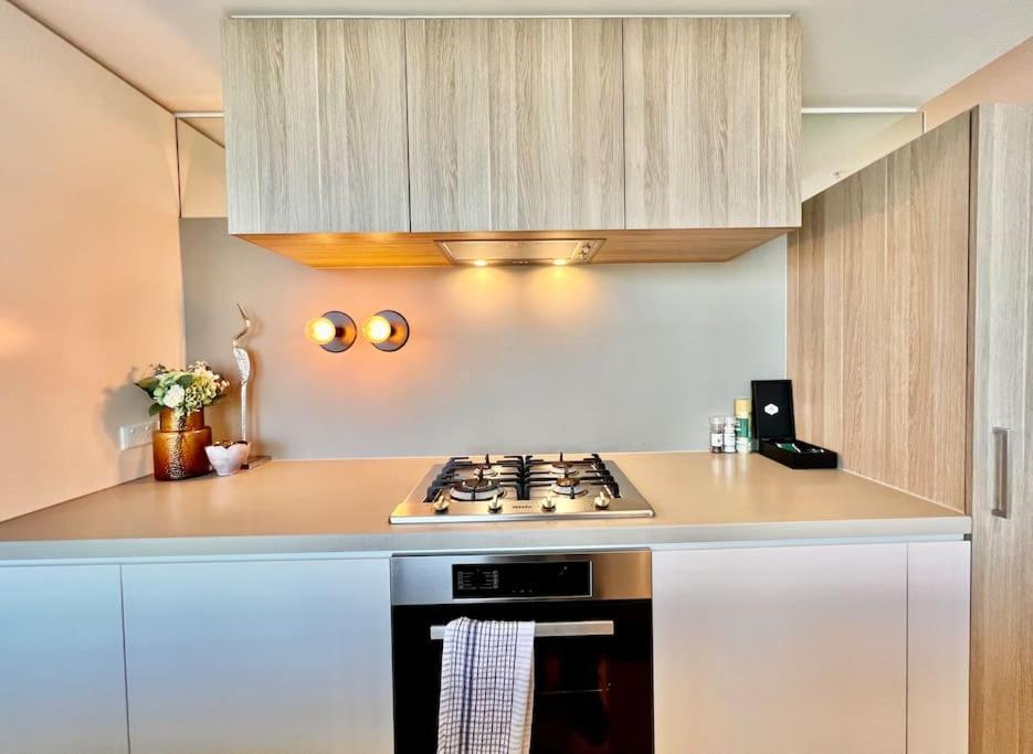Highrise Best Location 2Baths Ville de Ville de Melbourne Extérieur photo