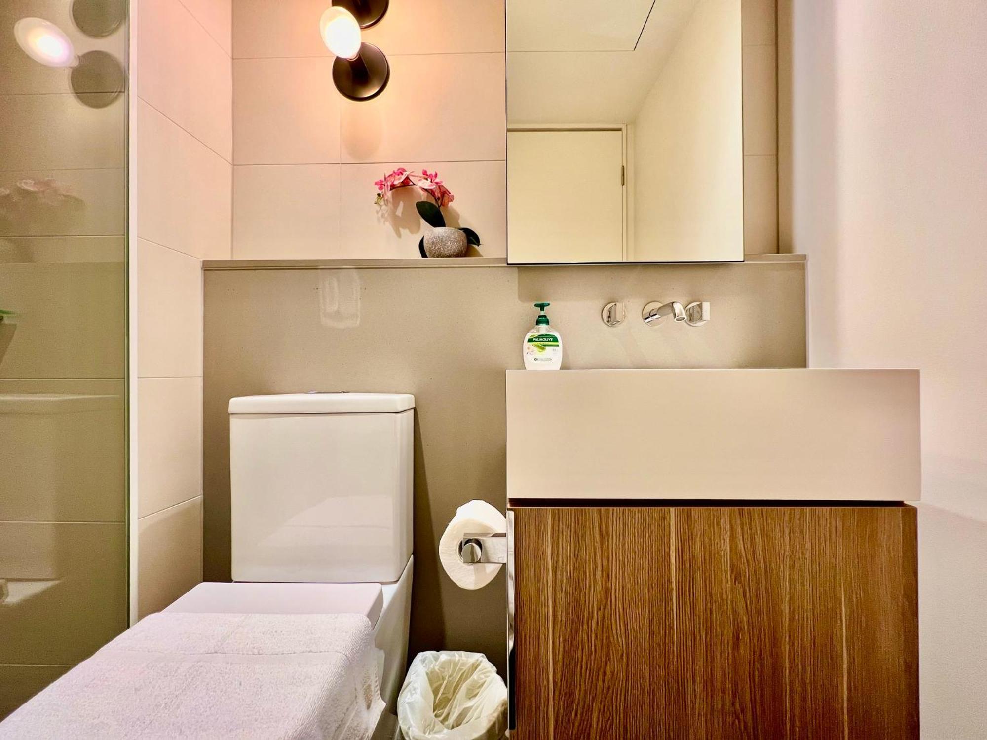 Highrise Best Location 2 Bedrooms & 2 Bathrooms Ville de Melbourne Extérieur photo